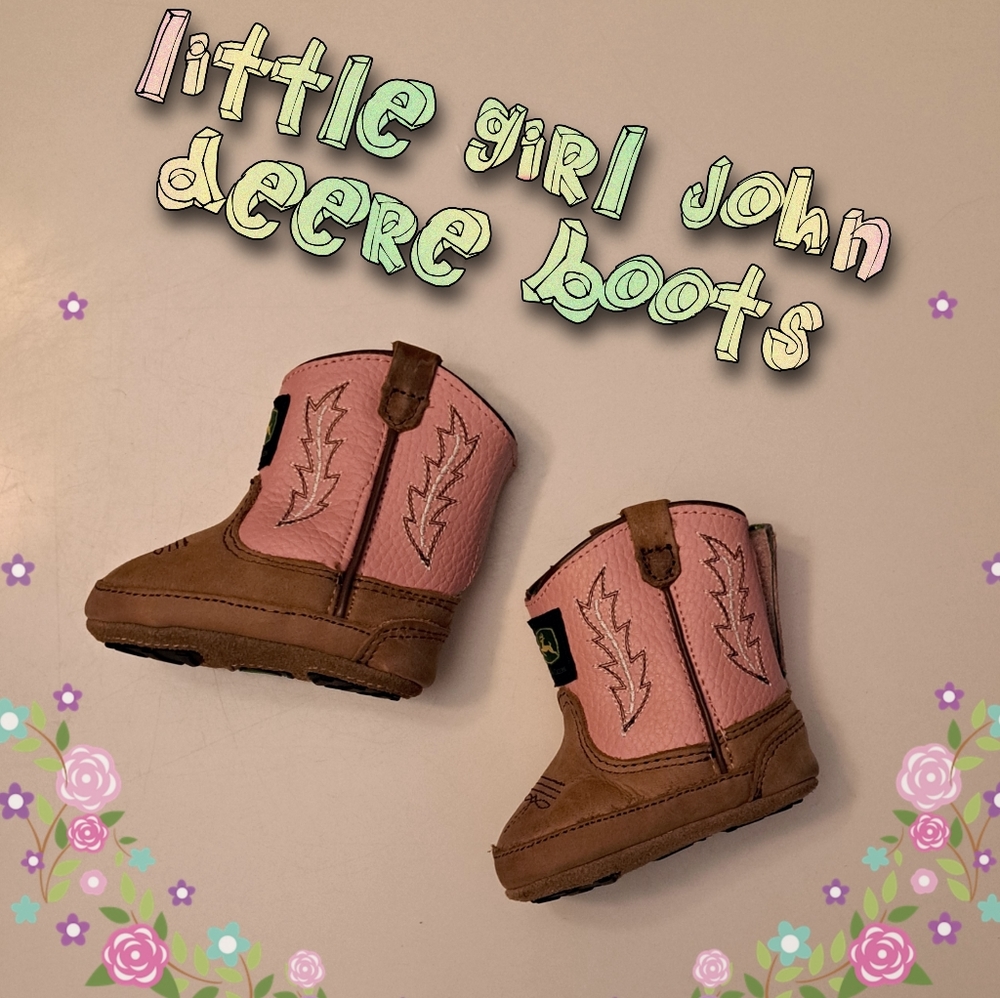 Little baby girl "John Deere" booties 👢👶